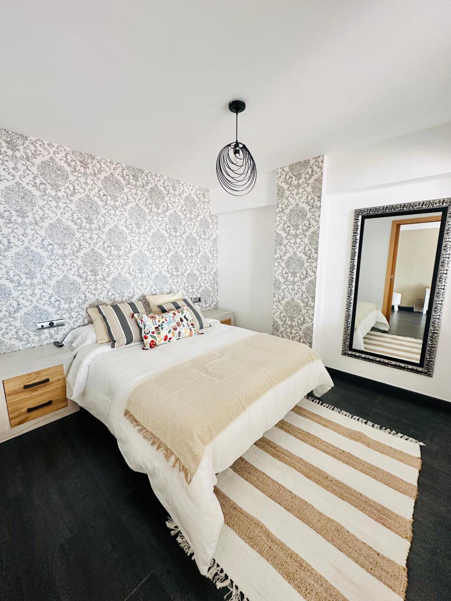 Frente A La Playa Apartamento Boutique En Marbella Ngoại thất bức ảnh