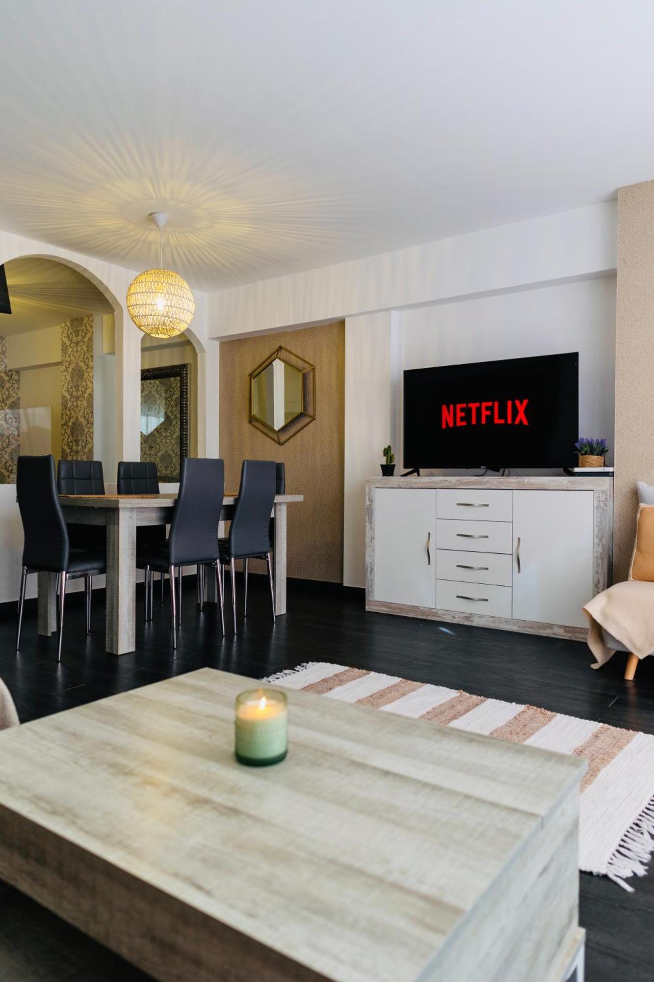 Frente A La Playa Apartamento Boutique En Marbella Ngoại thất bức ảnh