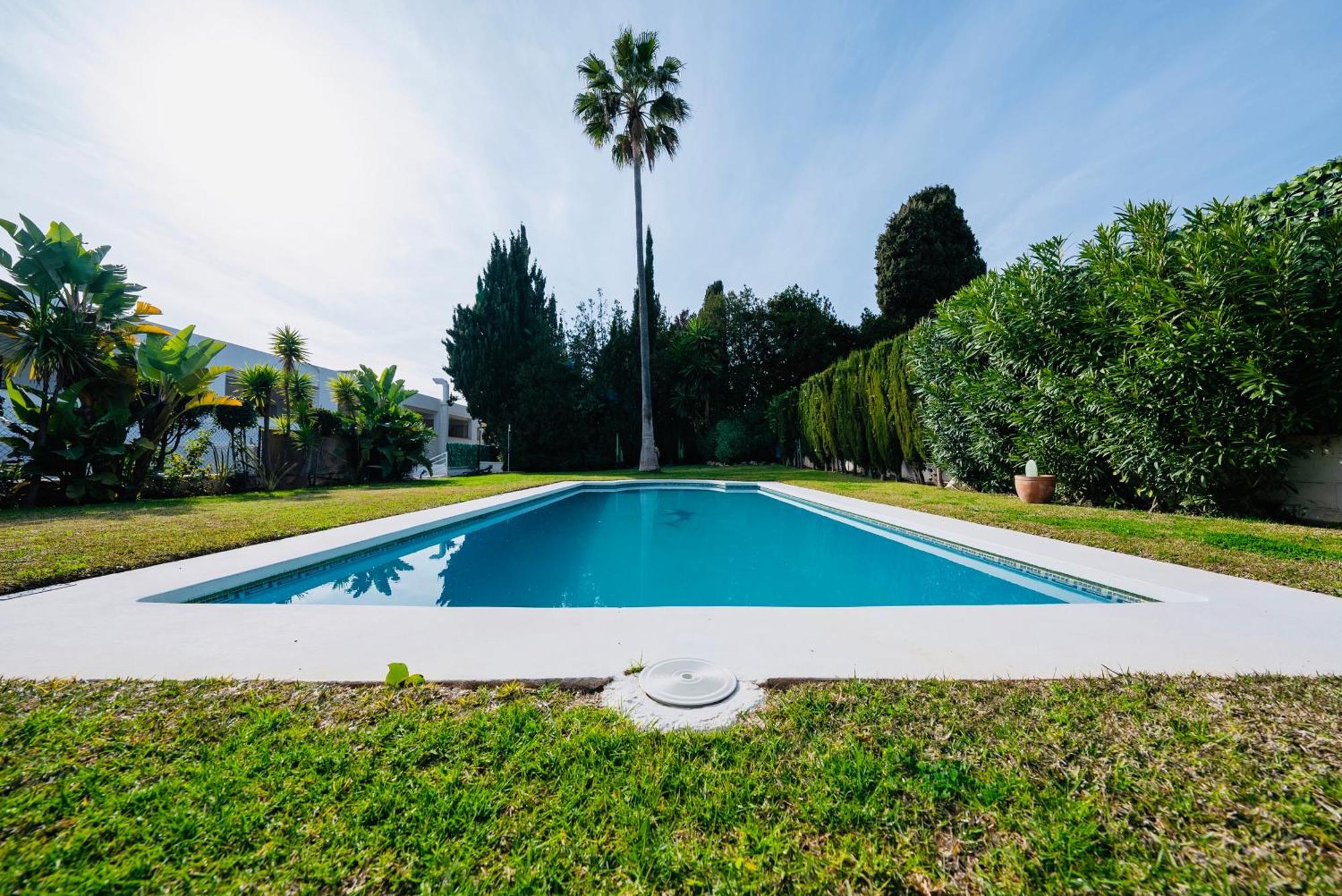 Frente A La Playa Apartamento Boutique En Marbella Ngoại thất bức ảnh
